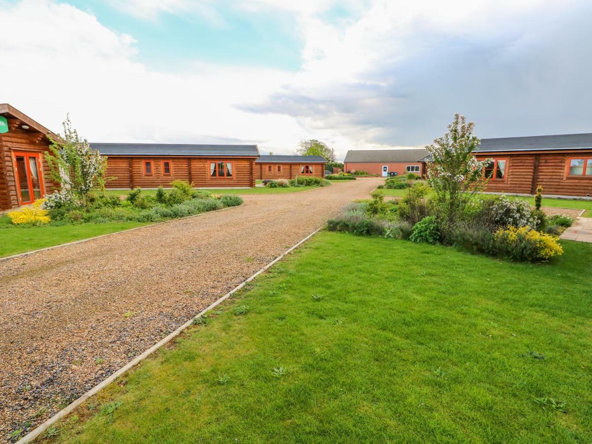 Ash Lodge Oakham Bagian luar foto